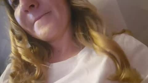 estrellawalters online show from May 26, 12:33 pm