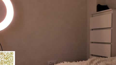 Amy 3 online show from February 27, 5:00 am