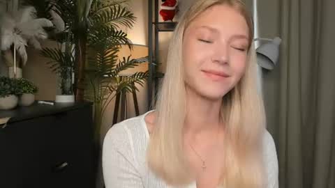 Natalie online show from July 10, 6:40 am