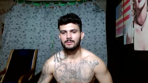 Snapshot of etha_bossx chatting on October 1, 4:28 pm ethanjobs online show from October 1, 4:28 pm