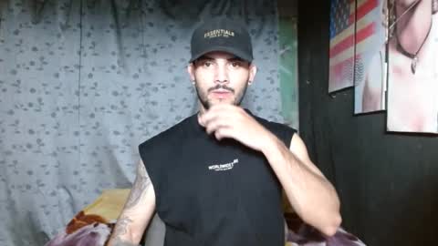 Snapshot of etha_bossx chatting on February 28, 1:05 am ethanjobs online show from February 28, 1:05 am