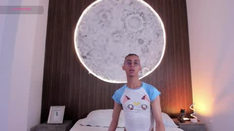 ethaancox online show from January 16, 10:08 pm