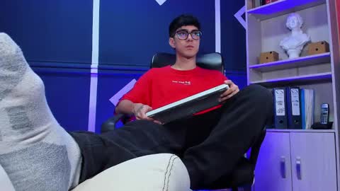 Etham online show from September 27, 1:09 pm