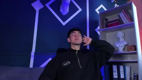 Etham online show from September 26, 1:08 pm