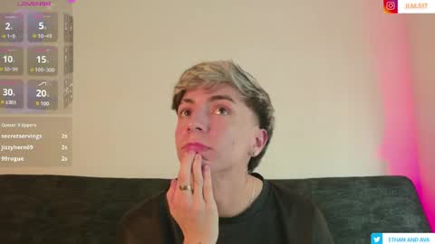 ethan and ava online show from April 19, 6:10 pm