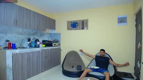 Jose online show from October 16, 7:24 pm