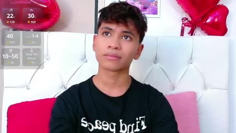 Ethan online show from March 2, 9:10 pm