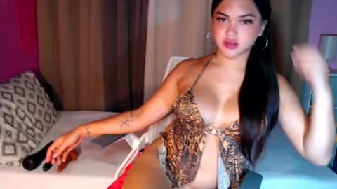 Goddess online show from July 14, 9:31 pm