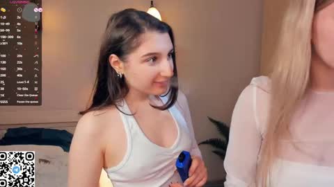 Snapshot of eugeniabrainard chatting on March 12, 10:50 pm Kira and Kamila online show from March 12, 10:50 pm