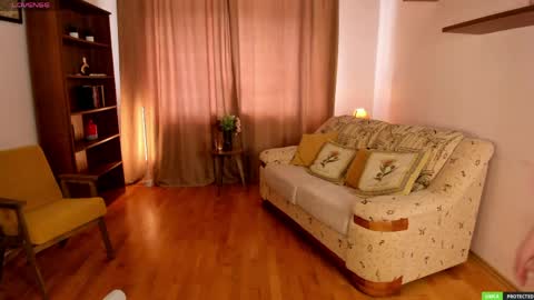 Eva online show from April 10, 6:30 am