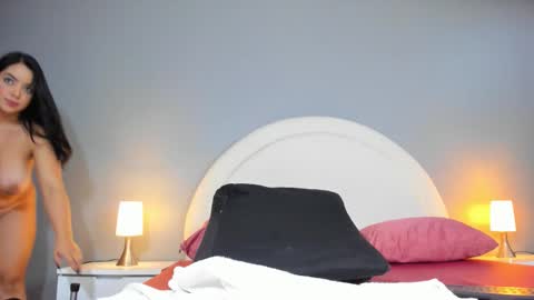 EVA  online show from February 14, 12:30 pm