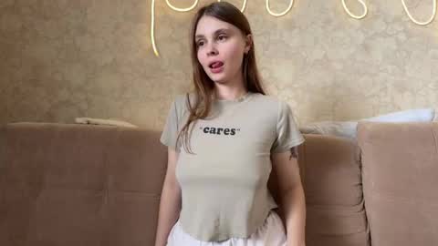 Eva Calvin online show from March 18, 5:46 am