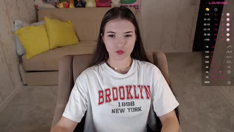 Snapshot of eva_davie chatting on October 12, 2:53 pm Eva online show from October 12, 2:53 pm