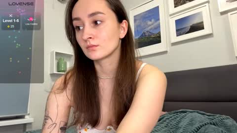 Eva  online show from December 15, 4:52 am