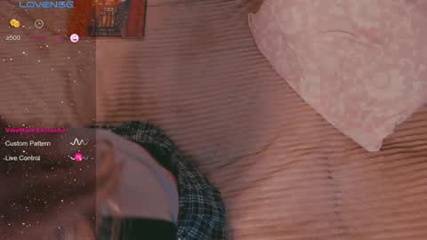 Snapshot of eva_gloss chatting on December 19, 8:55 pm Eva online show from December 19, 8:55 pm