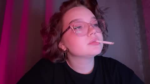 eva_kittenn online show from November 18, 1:47 pm