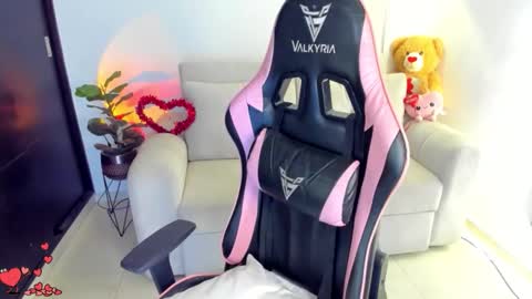 Eva   online show from February 24, 5:21 am