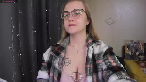 Eva online show from May 31, 12:37 pm