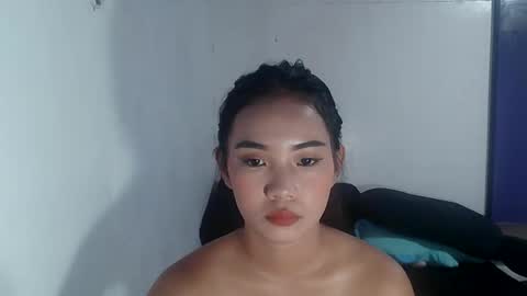 Snapshot of eva_pinay19 chatting on October 22, 11:28 pm eva_pinay19 online show from October 22, 11:28 pm