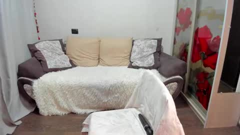 Eva online show from February 19, 1:05 am