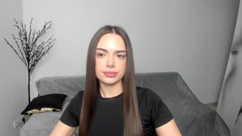 Eva online show from April 6, 4:52 pm