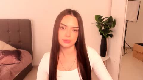 Eva online show from April 8, 2:53 pm