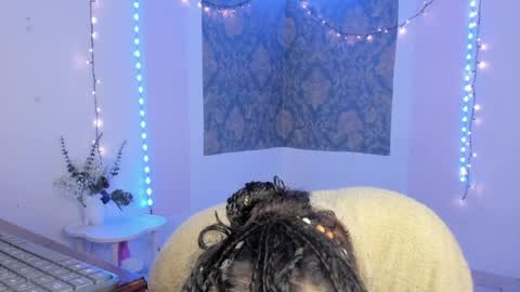 Eva  online show from March 27, 10:49 am