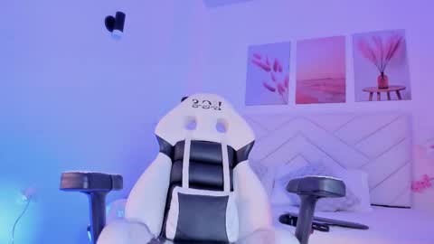 eva_smith21 online show from November 25, 5:56 pm