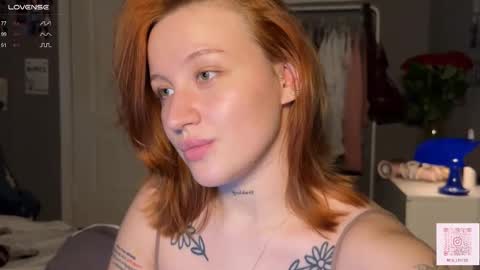 Snapshot of eva_swag chatting on September 21, 7:40 pm eva_swag online show from September 21, 7:40 pm