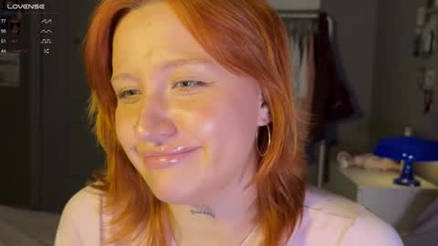 Snapshot of eva_swag chatting on October 15, 2:51 pm eva_swag online show from October 15, 2:51 pm