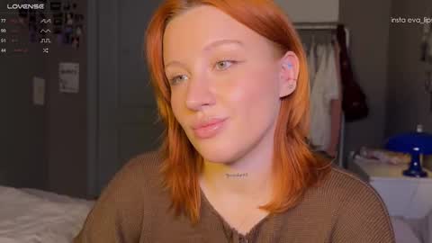 Snapshot of eva_swag chatting on October 18, 12:09 pm eva_swag online show from October 18, 12:09 pm
