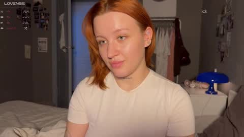 Snapshot of eva_swag chatting on October 14, 1:36 pm eva_swag online show from October 14, 1:36 pm