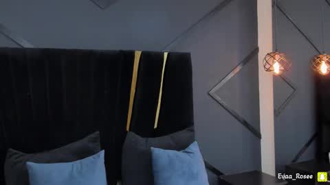 Eva online show from February 4, 8:24 pm