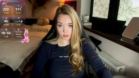 evacarter1 online show from March 26, 2:11 pm