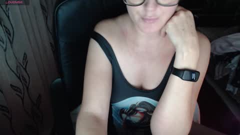 Snapshot of evadream1 chatting on October 15, 12:47 am EVADREAM online show from October 15, 12:47 am