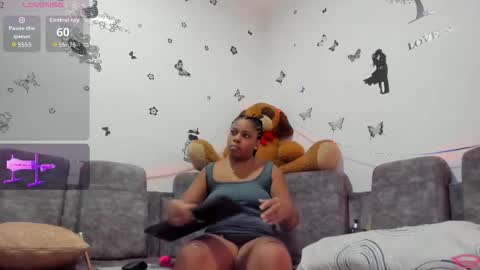 evahalston online show from November 10, 12:02 am