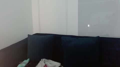 Eva Mills online show from March 1, 2:13 pm