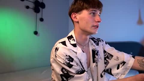 Evan online show from February 11, 9:18 pm