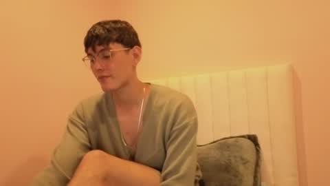 Evan online show from July 25, 6:39 pm