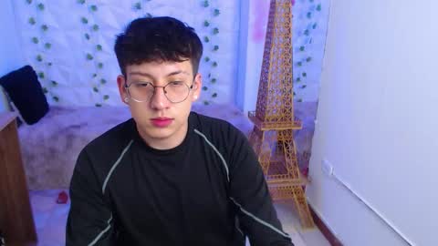 Evan online show from March 23, 12:32 pm