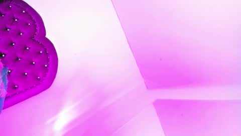 evanllelyne online show from March 25, 12:56 pm