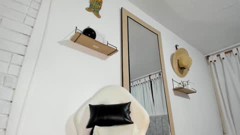 Evan online show from January 15, 8:23 am