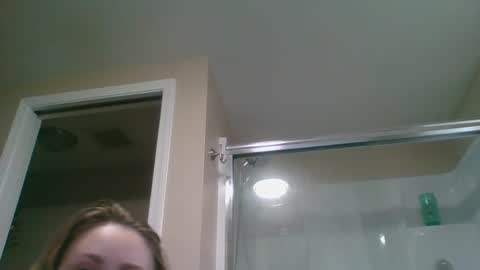 Snapshot of evanschris2048 chatting on March 11, 11:47 pm evanschris2048 online show from March 11, 11:47 pm
