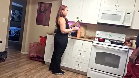 Snapshot of evanschris2048 chatting on September 10, 12:44 am evanschris2048 online show from September 10, 12:44 am