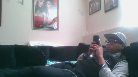 Snapshot of evanschris2048 chatting on March 8, 10:02 pm evanschris2048 online show from March 8, 10:02 pm