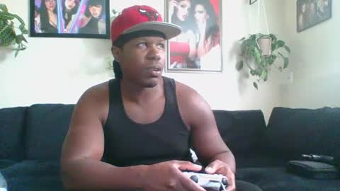 Snapshot of evanschris2048 chatting on October 2, 7:12 pm evanschris2048 online show from October 2, 7:12 pm