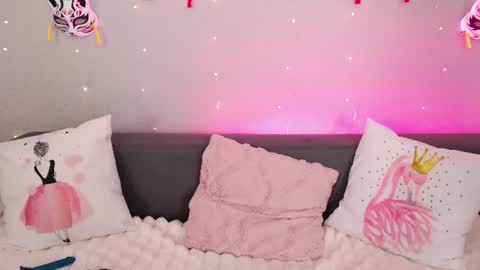 Adelina online show from June 29, 10:15 am