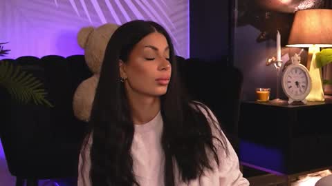 EvaRhea online show from February 23, 4:03 am