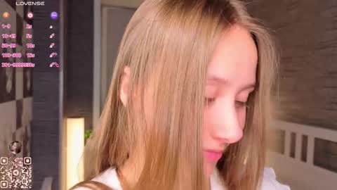 Snapshot of evas_soul chatting on October 19, 7:40 pm Eva online show from October 19, 7:40 pm