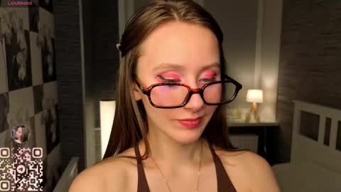 Eva online show from November 9, 7:38 pm